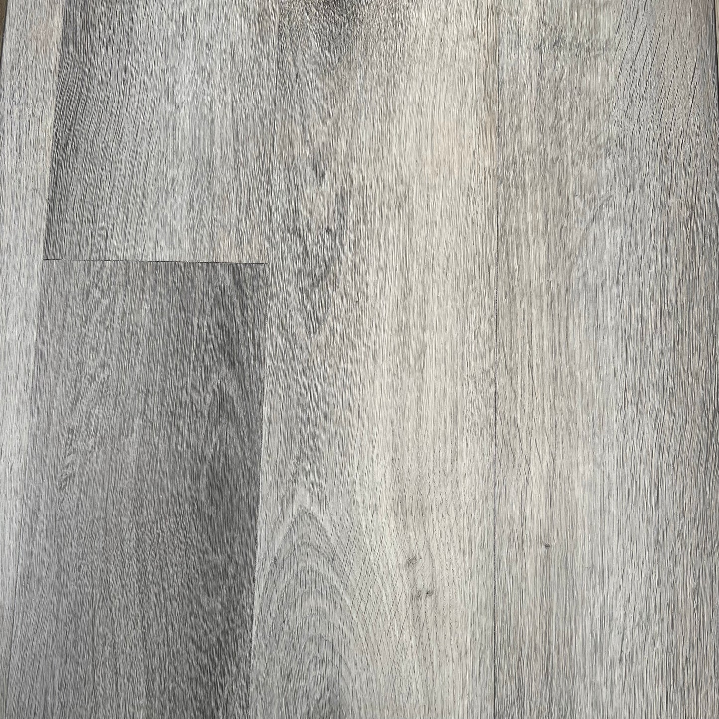 Invictus plank highland Oak Frosted 5mm £34.68 per sq mt