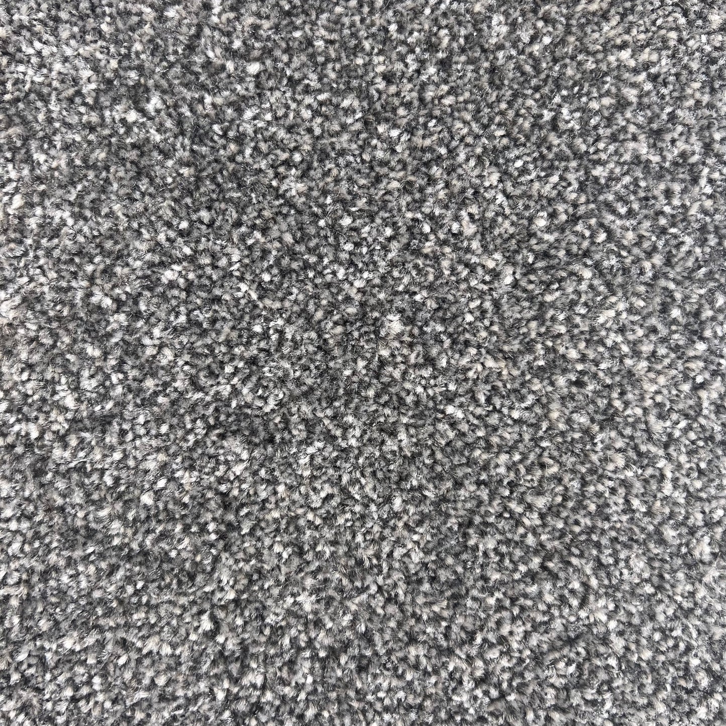 Luxury Sky Grey 3.2 x 4 m Roll End Carpet