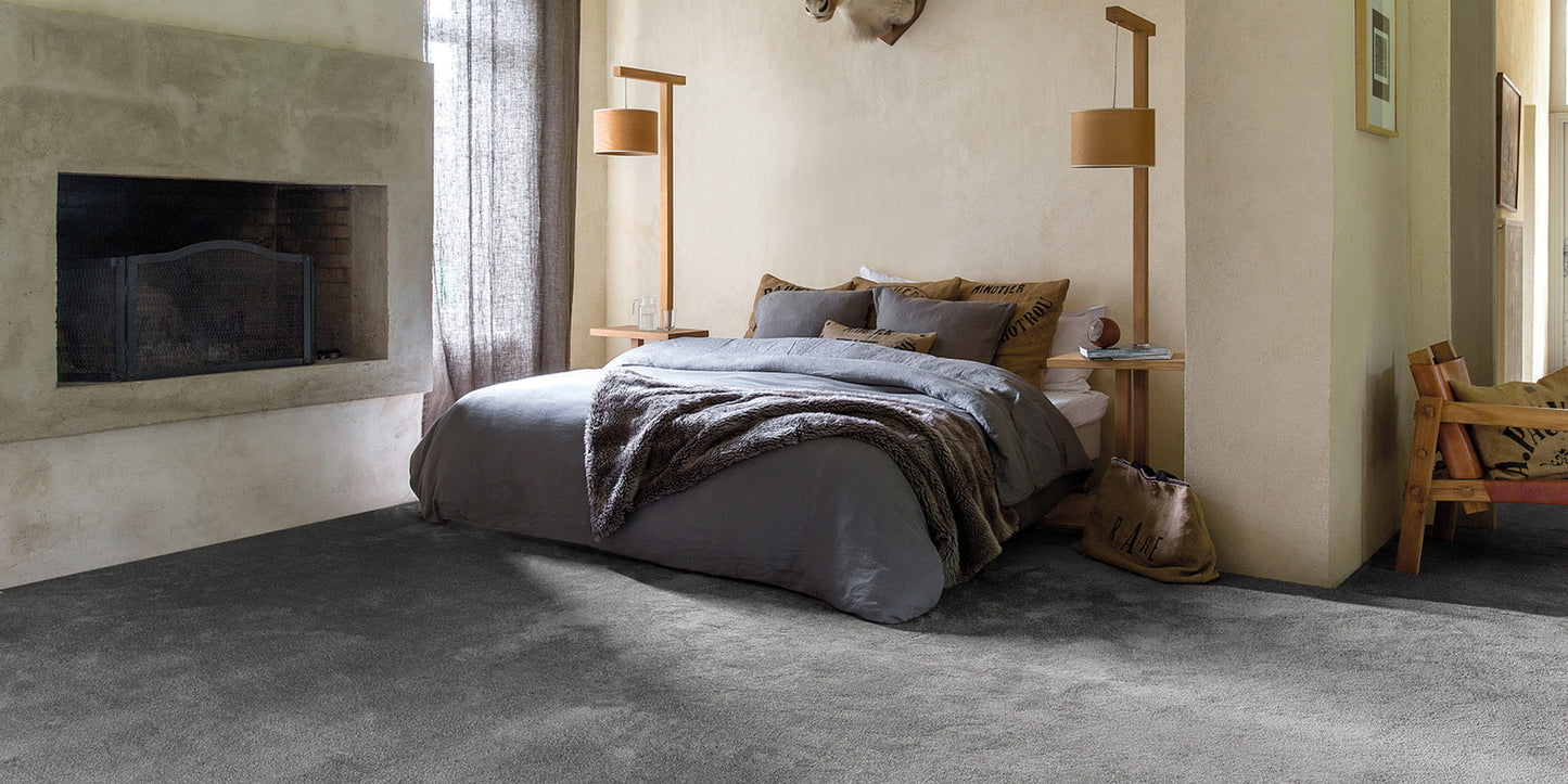 Orion Roman Silver - 50oz Invictus Carpet