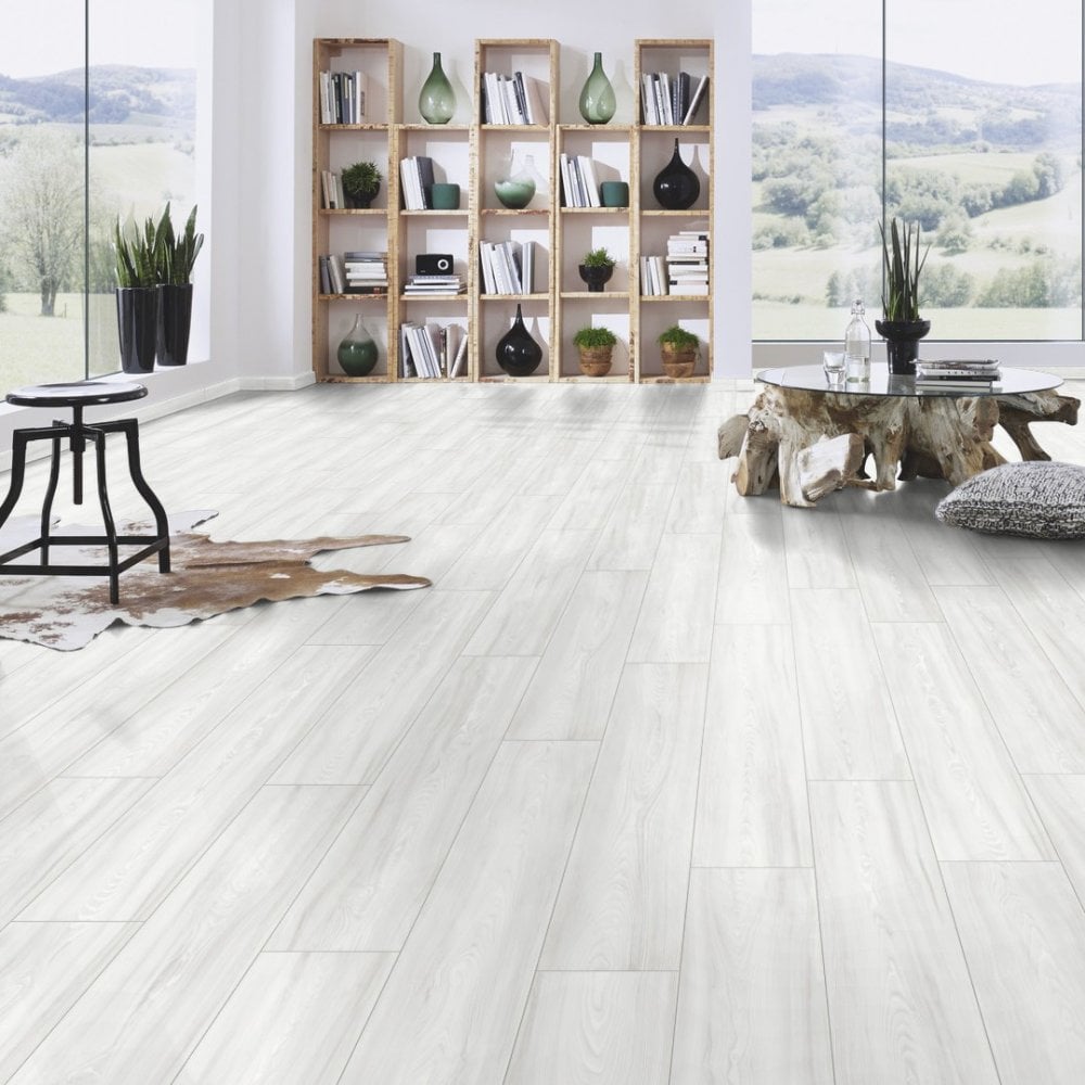 Vintage - Virgin Scandi Larch . £16.18 per m²