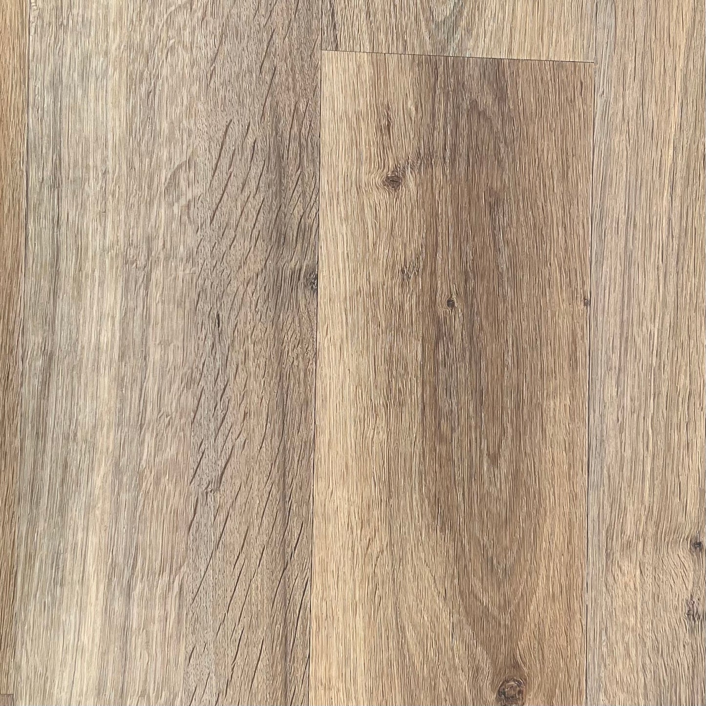 Invictus plank highland Oak Roasted 5mm £34.68 per sq mt