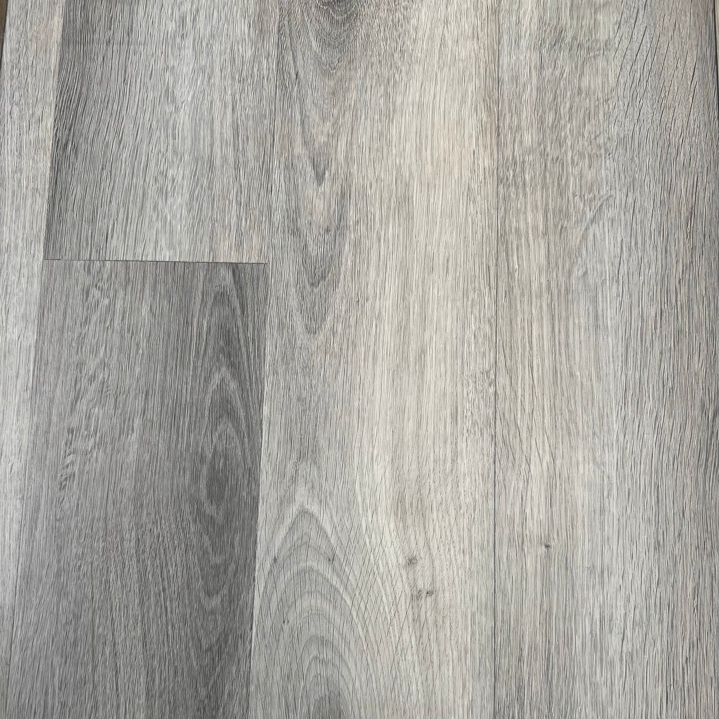 Invictus plank highland Oak Frosted 5mm £37.10 per sq mt