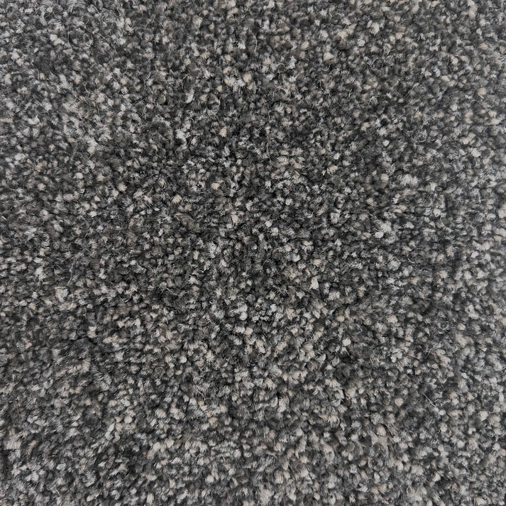 Luxury Dark Grey 4.4 x 4 m Roll End Carpet
